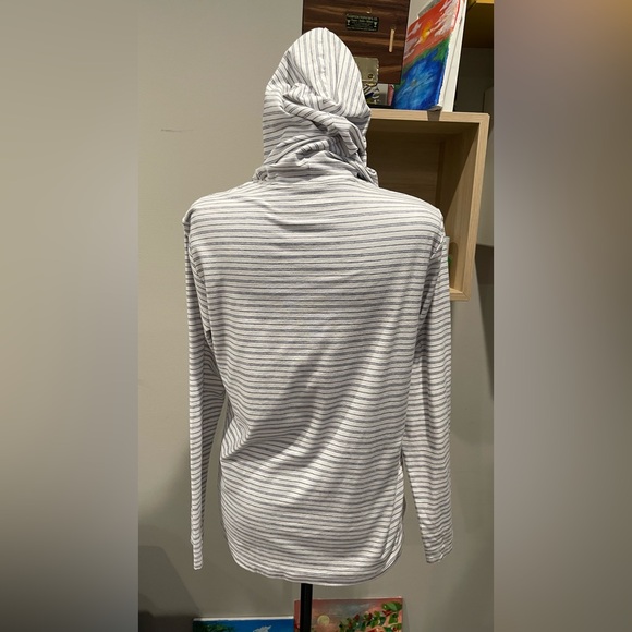 Vineyard Vines Edgartown Long Sleeve
Hoodie - Picture 2 of 6